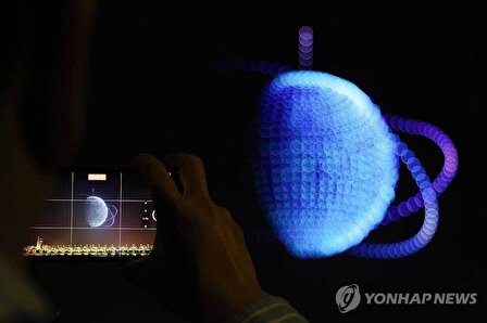 هنرنمایی ۱۰۰۰ پهپاد کره‌ای در آسمان شب را ببینید! +تصاویر